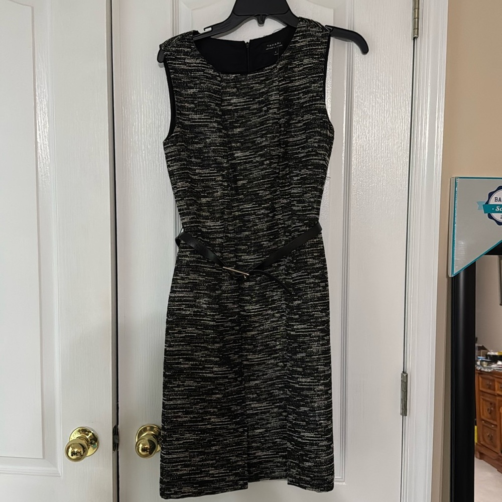 TAHARI BELTED DRESS